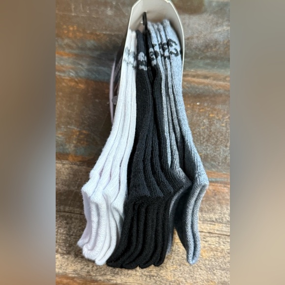 Dick’s Sporting Goods Low Cut Socks 6-Pack YouthSize S New in Packaging - Picture 2 of 3